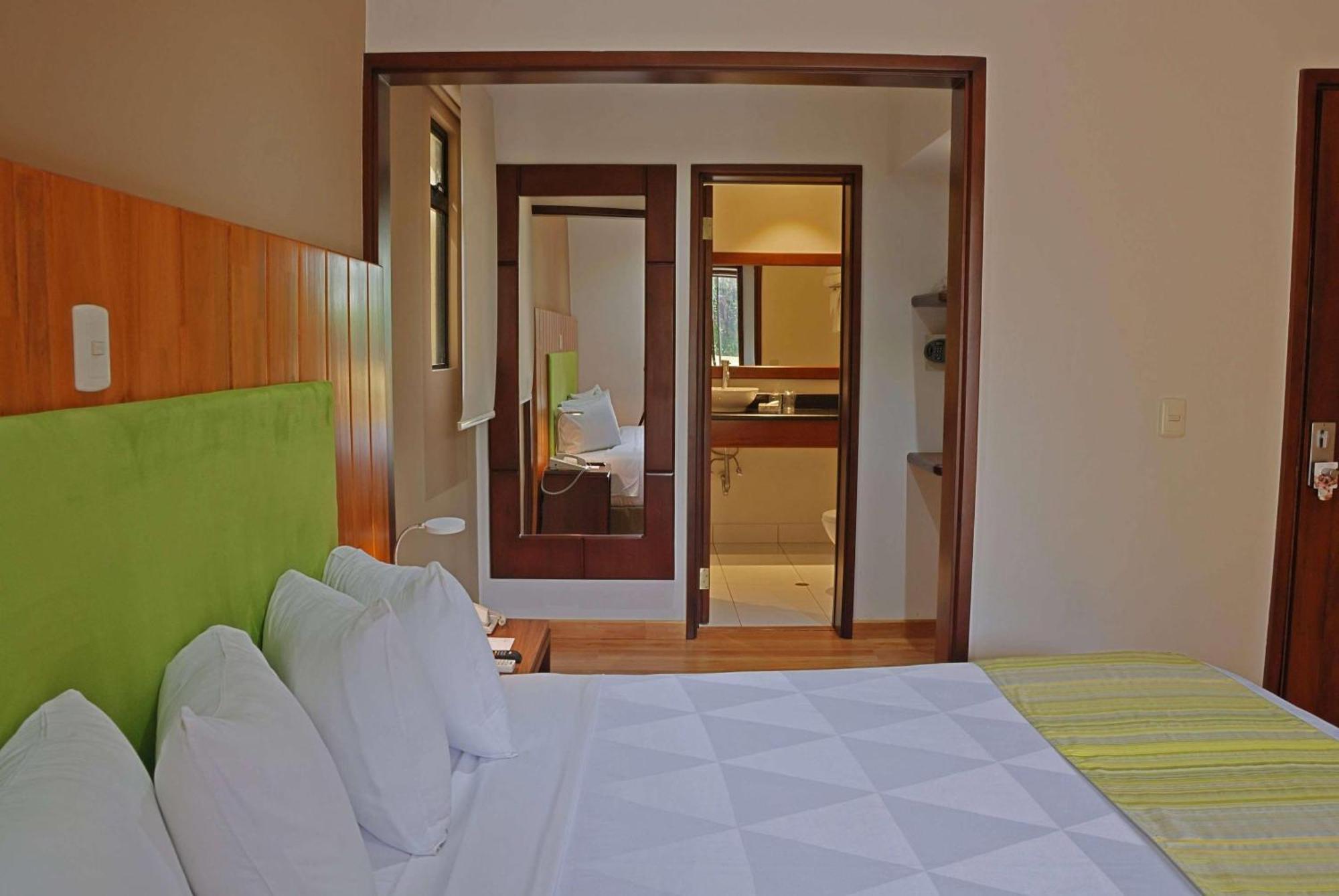 Country Inn & Suites By Radisson, San Jose Aeropuerto, Costa Rica Exterior foto